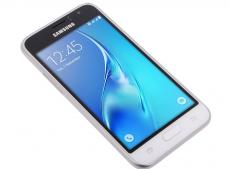 Смартфон Samsung Galaxy J1 (2016) SM-J120F (белый) DS