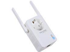 Точка доступа TP-LINK TL-WA860RE Усилитель беспроводного сигнала со встроенной розеткой, скорость до 300 Мбит/с