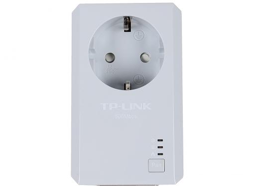 Адаптер TP-LINK TL-PA4020PKIT Базовый комплект адаптеров Powerline стандарта AV500 со встроенной розеткой