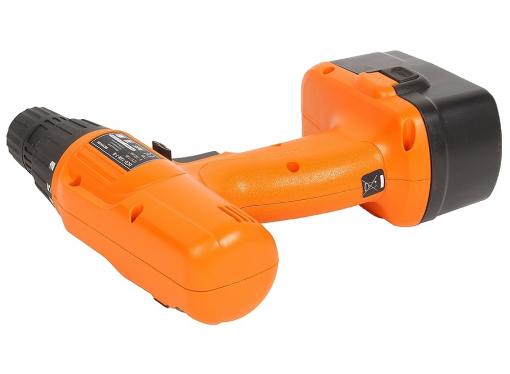 Аккумуляторный шуруповерт Defort DCD-12N-7-B